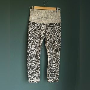 Lululemon cropped high rise leggings
